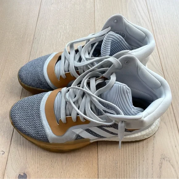 Adidas Men Marquee Boost White/Tan/Grey Basketball Sneakers Shoes - APE779001 Amazon.com | adidas Marquee Boost Shoe - Men main image 3
